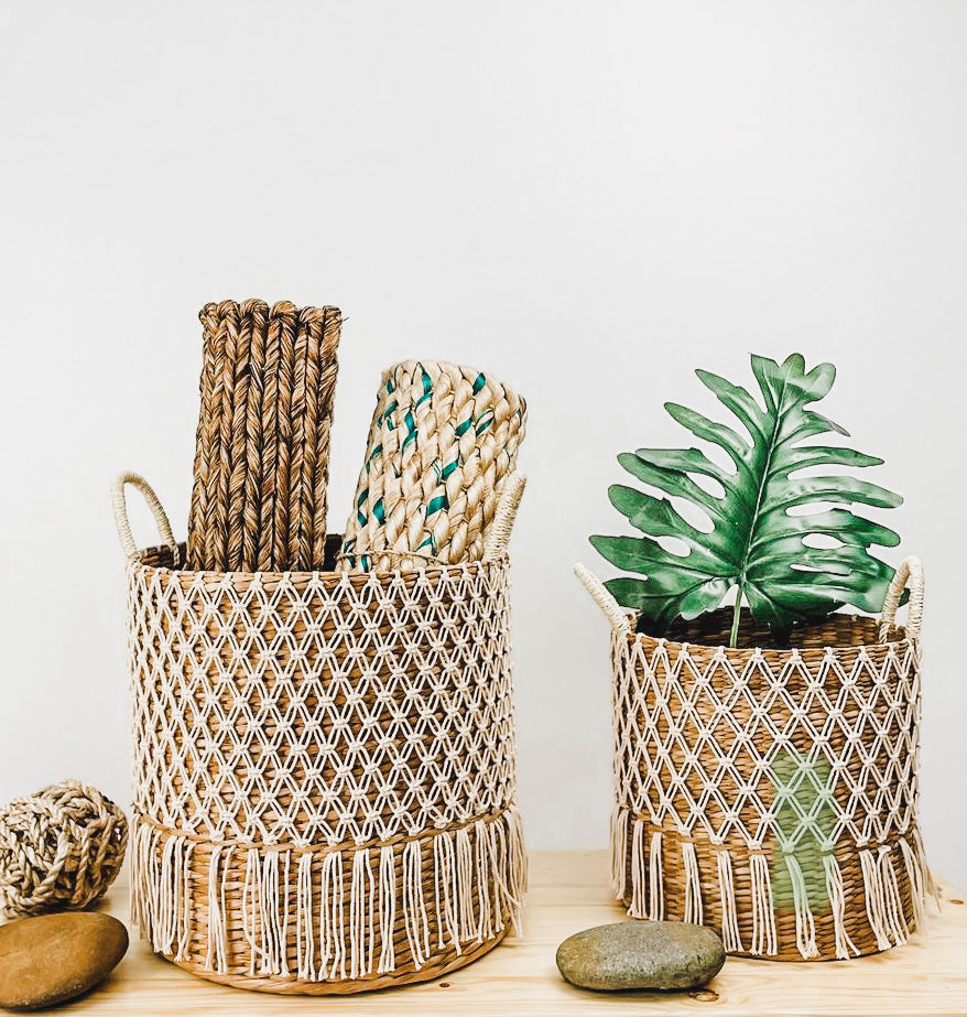BUENO Hand-Woven Seagrass Baskets